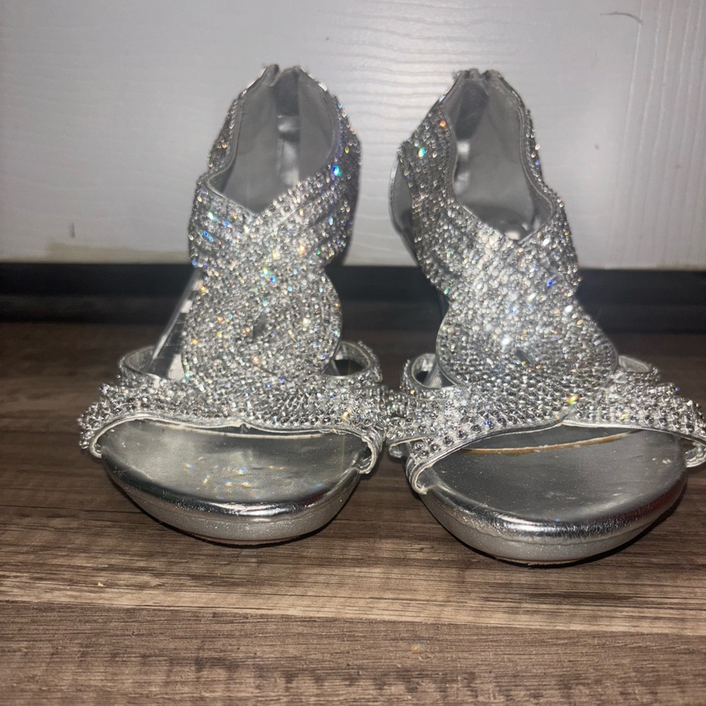 Delicacy Rhinestone heels - Picture 3 of 6